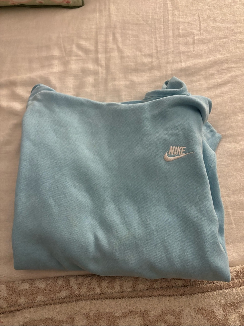 Nike Men’s Sky Blue Crewneck Sweatshirt